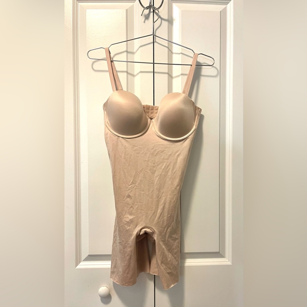 NWOT SPANX Suit Your Fancy Shaping Strapless Cupped Mid-Thigh Bodysuit sz. L